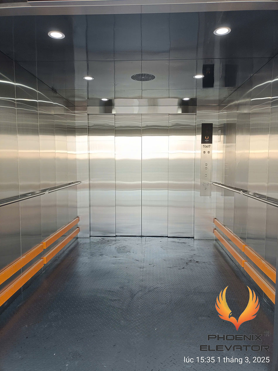 Lắp đặt thang máy tải hàng