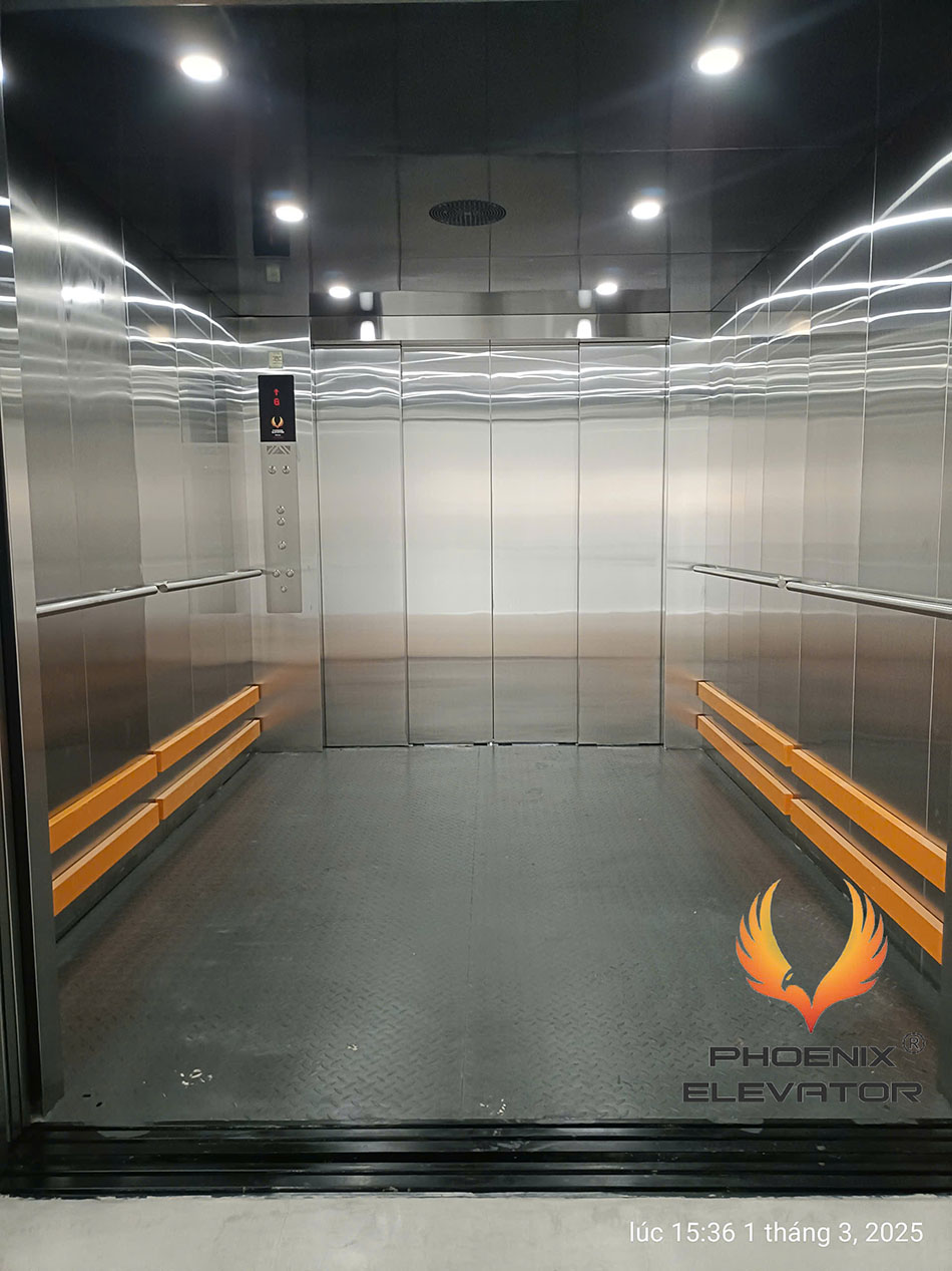 Lắp đặt thang tải hàng