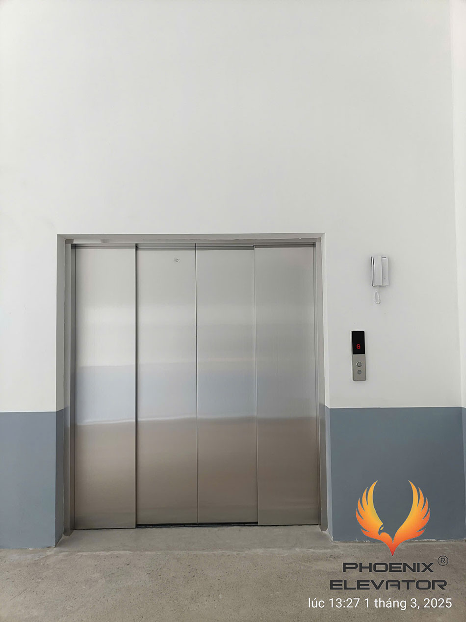 Lắp đặt thang máy tải hàng
